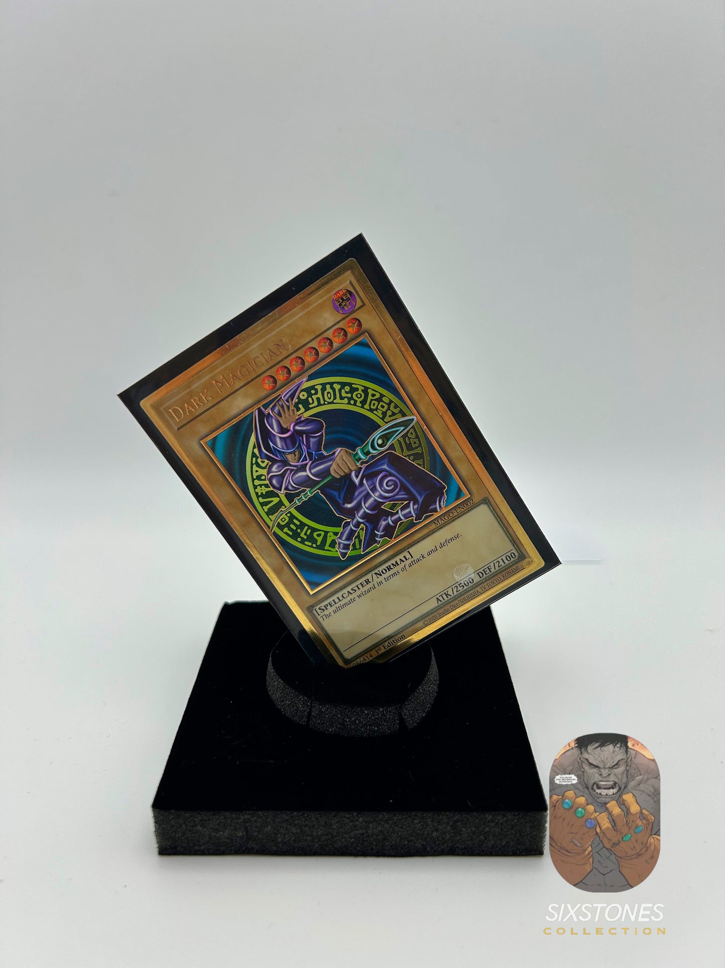 Dark Magician - MAGO-EN002